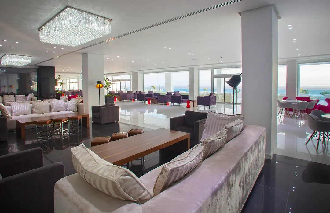 King Evelthon Beach Hotel & Resort-1